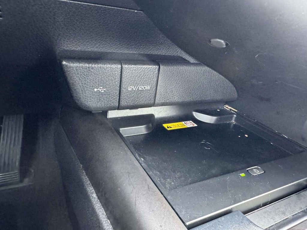 Used 2023 Toyota Camry XSE image 26