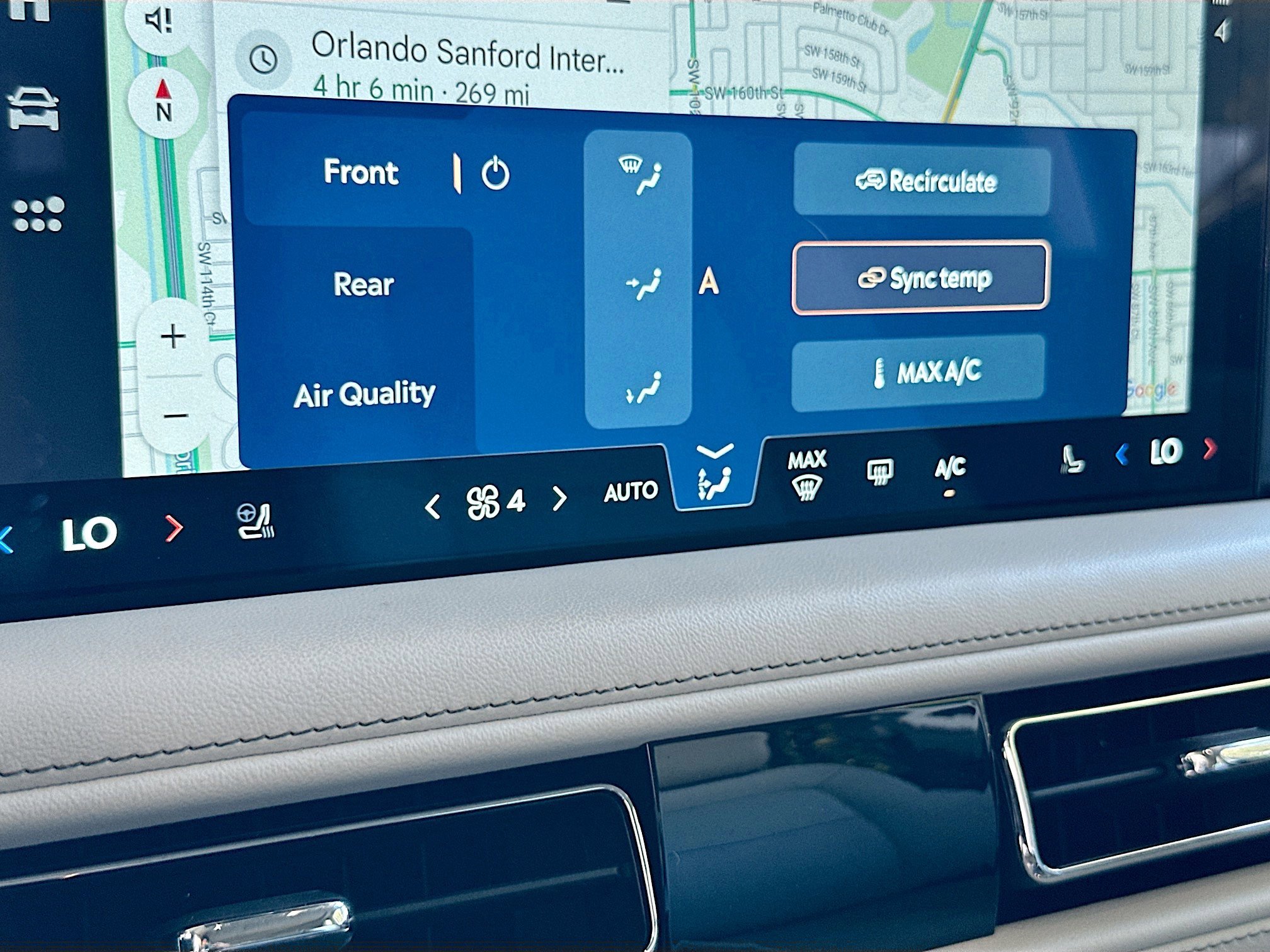 Used 2025 Lincoln Aviator 2WD image 16