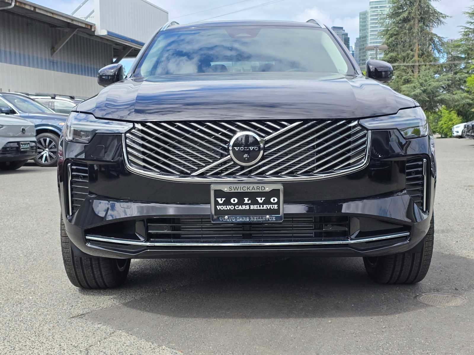 New 2026 Volvo XC90 T8 Plus w/ Protection Package AWD/4WD image 8