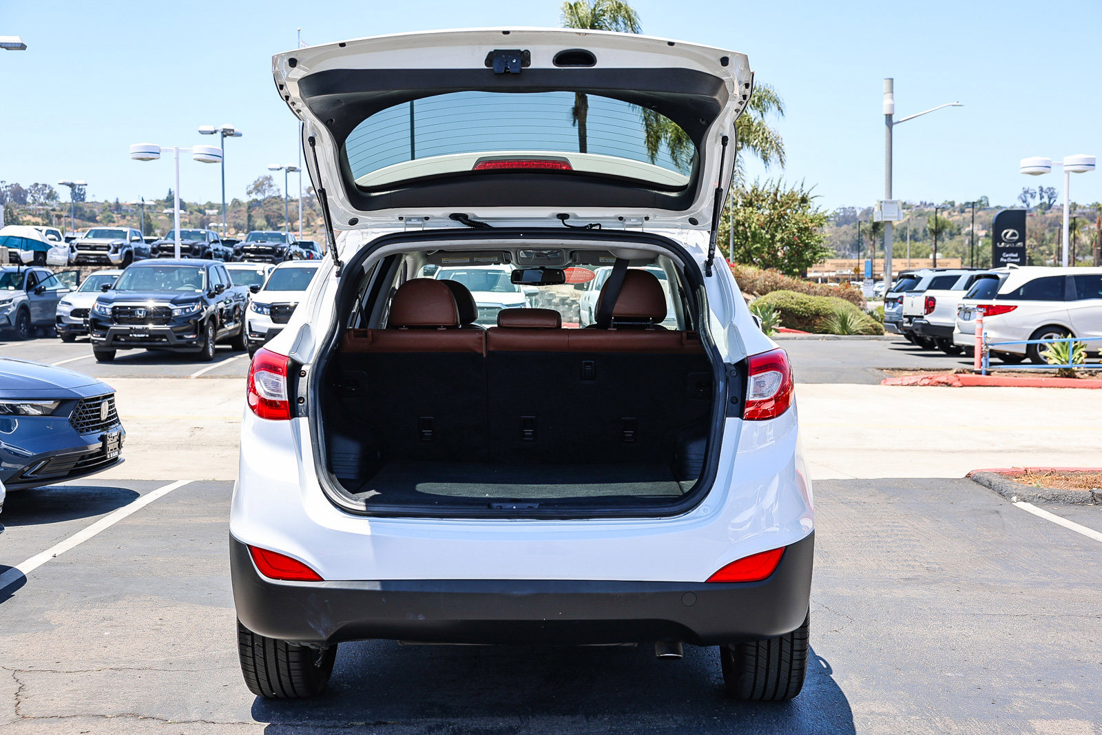 Used 2015 Hyundai Tucson Limited FWD image 25