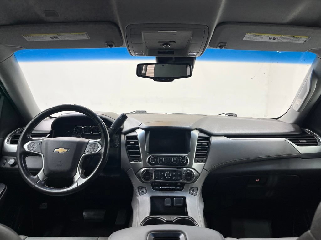 Used 2018 Chevrolet Suburban LT RWD image 18