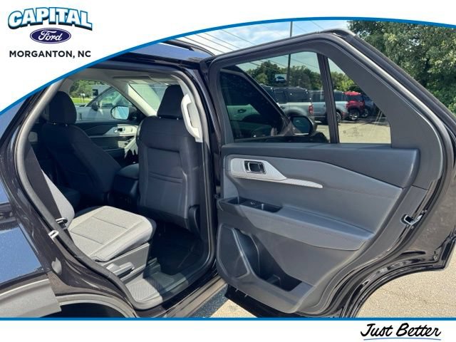 New 2026 Ford Explorer Active RWD image 15