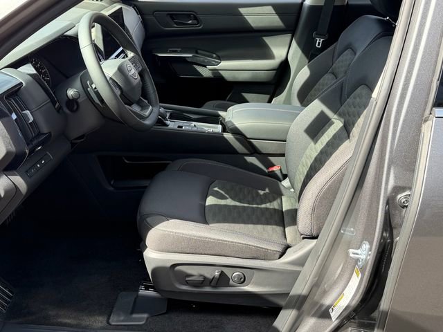 New 2026 Nissan Pathfinder SV image 19