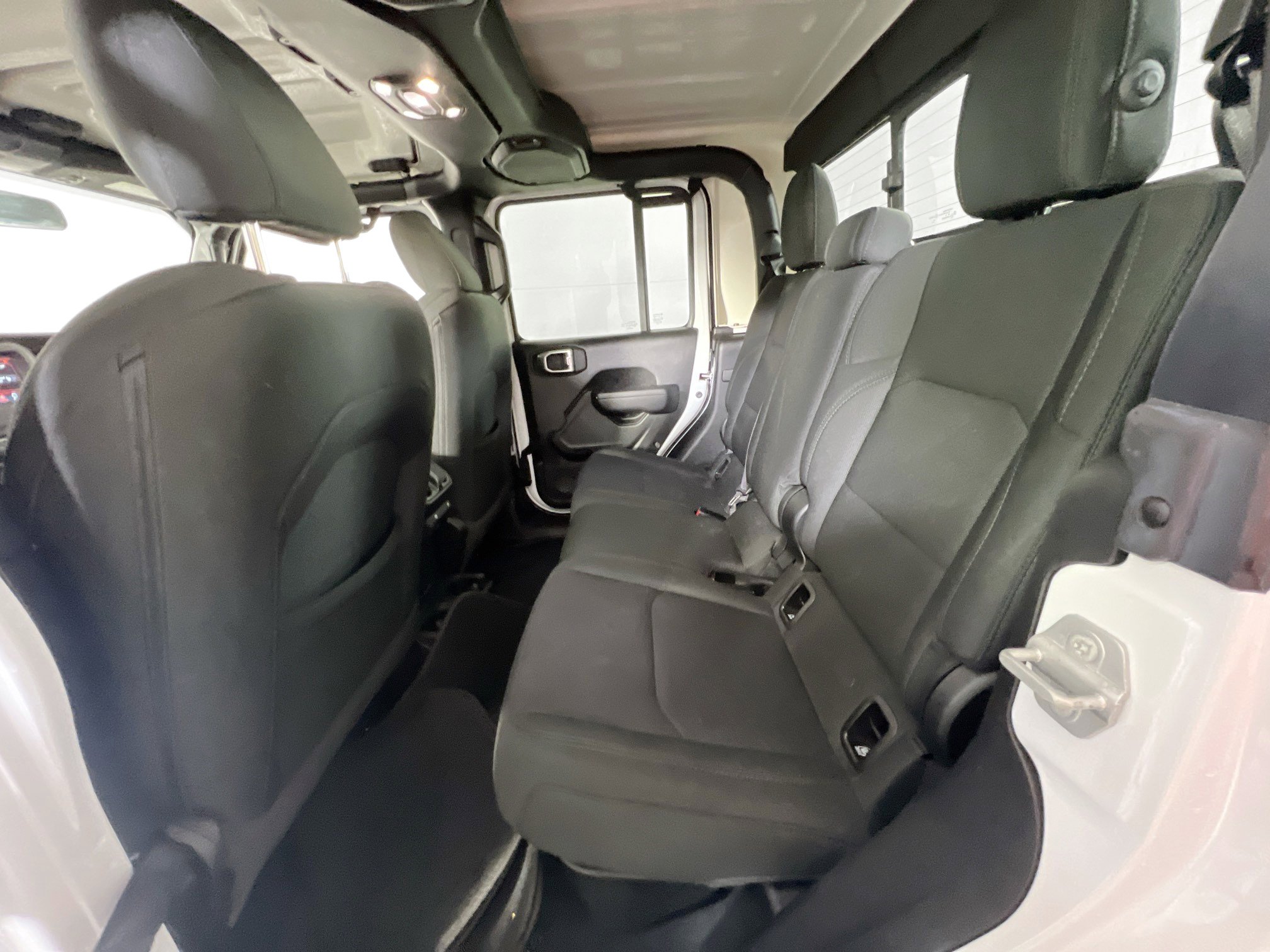 Used 2022 Jeep Gladiator Sport image 22