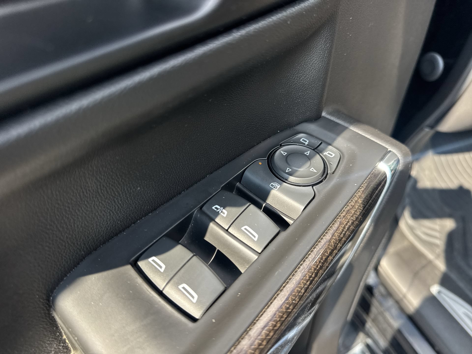 Certified 2021 Chevrolet Silverado 1500 RST AWD/4WD image 13