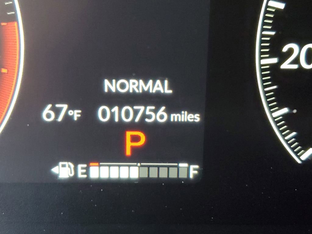 Certified 2025 Honda Pilot Touring image 29