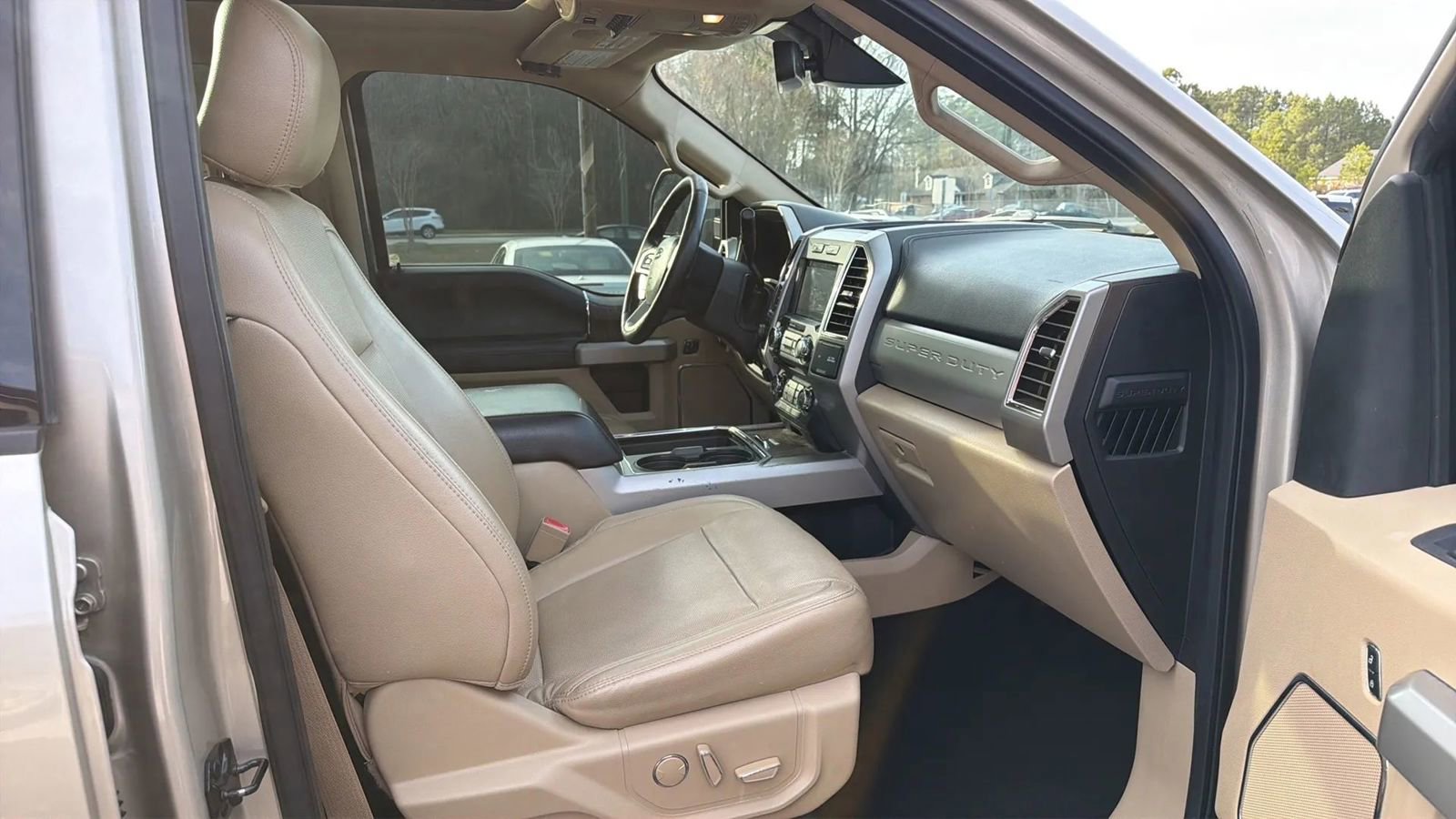 Used 2018 Ford F250 Lariat w/ Lariat Ultimate Package image 19