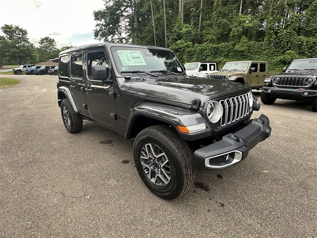 New 2025 Jeep Wrangler Sahara image 7