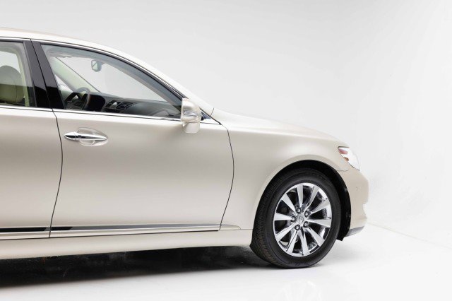 Used 2012 Lexus LS 460 w/ Luxury Value Edition image 31