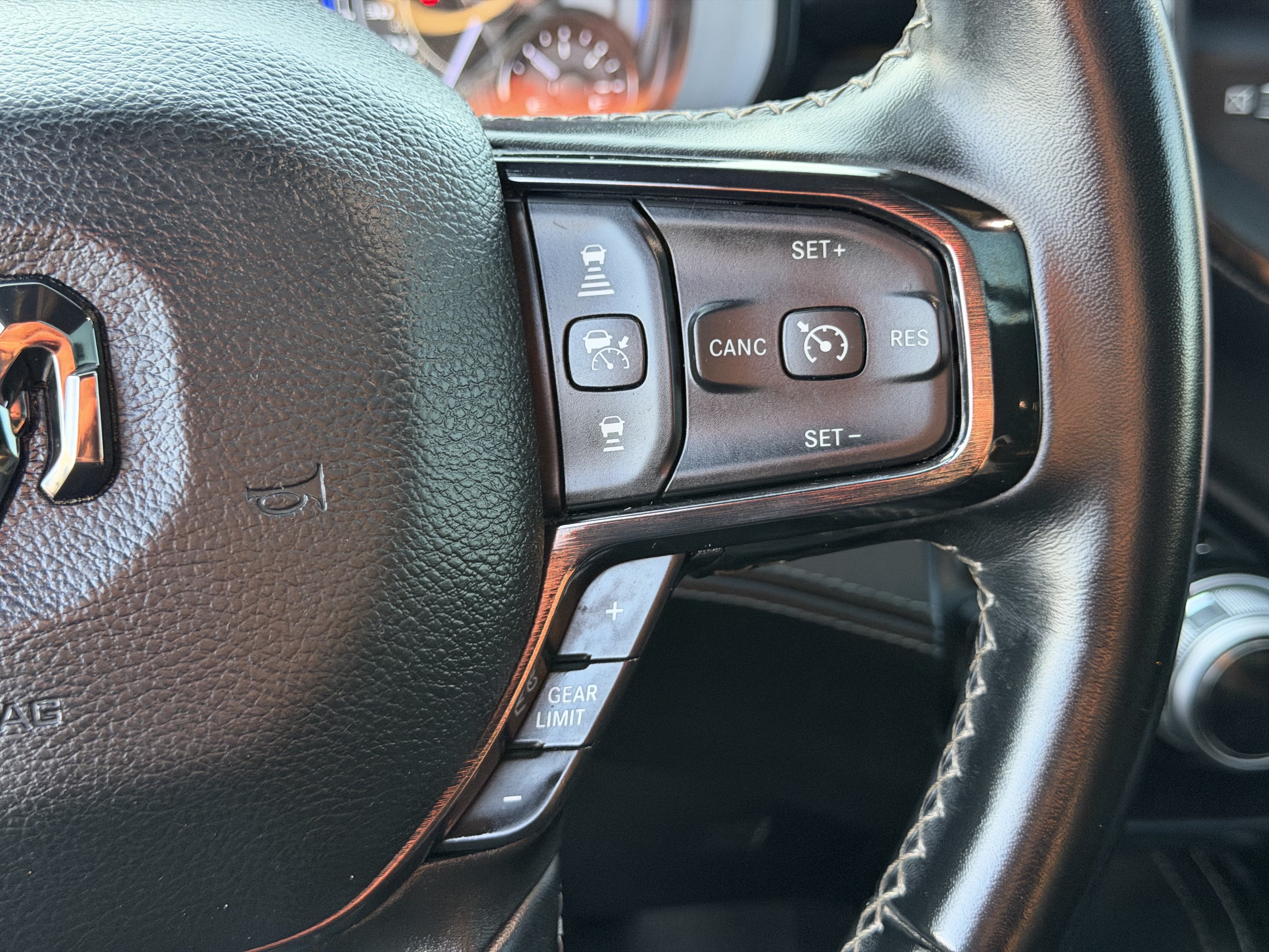 Used 2022 RAM 1500 Limited RWD image 10