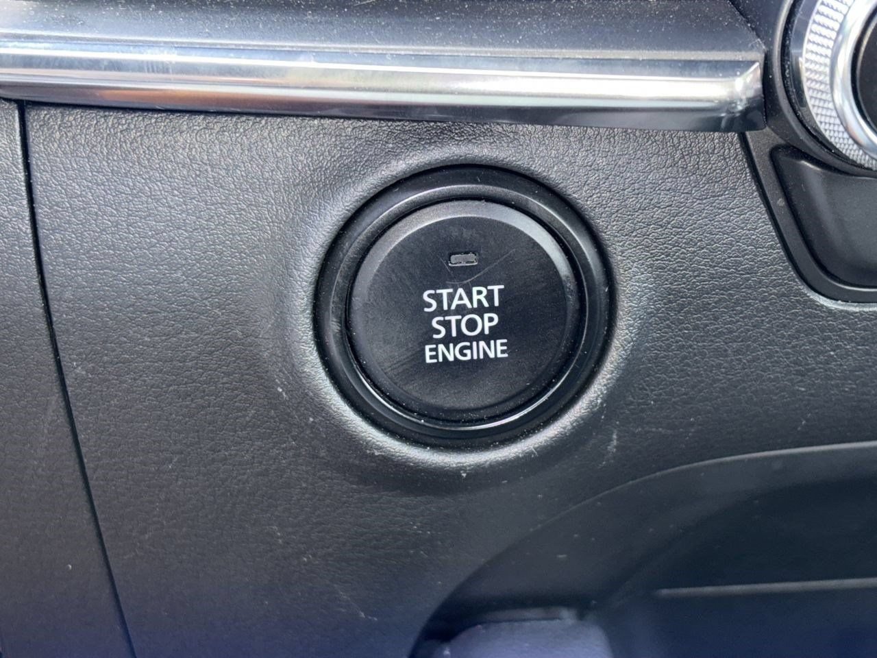 Used 2025 MAZDA MAZDA3 s FWD image 7