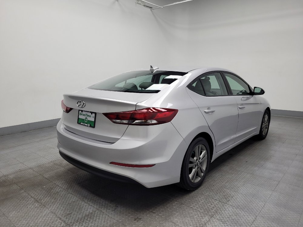 Used 2017 Hyundai Elantra SE image 9
