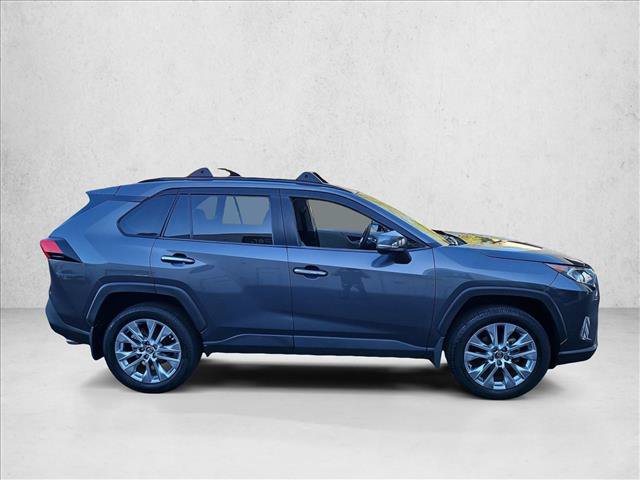 Used 2019 Toyota RAV4 Limited w/ Cold Weather Package FWD video 4