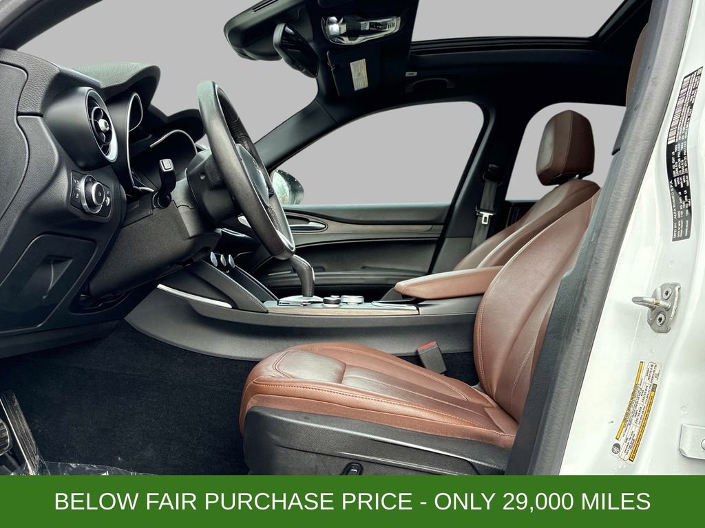 Used 2022 Alfa Romeo Stelvio Ti image 28