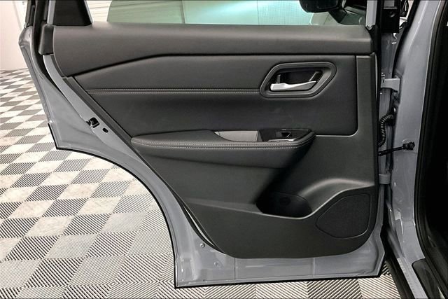 New 2026 Nissan Rogue Dark Armor image 30