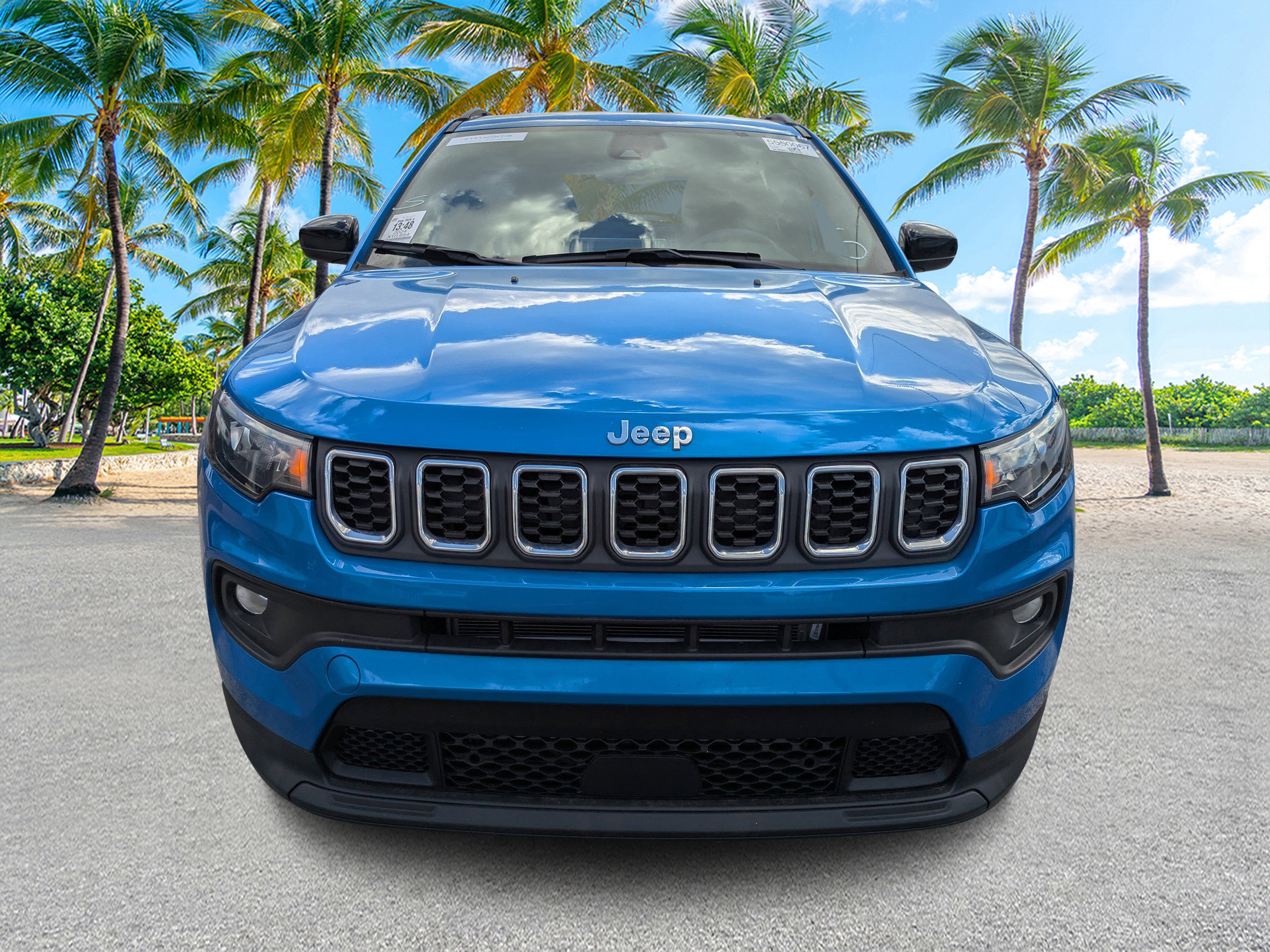Used 2024 Jeep Compass Latitude image 7