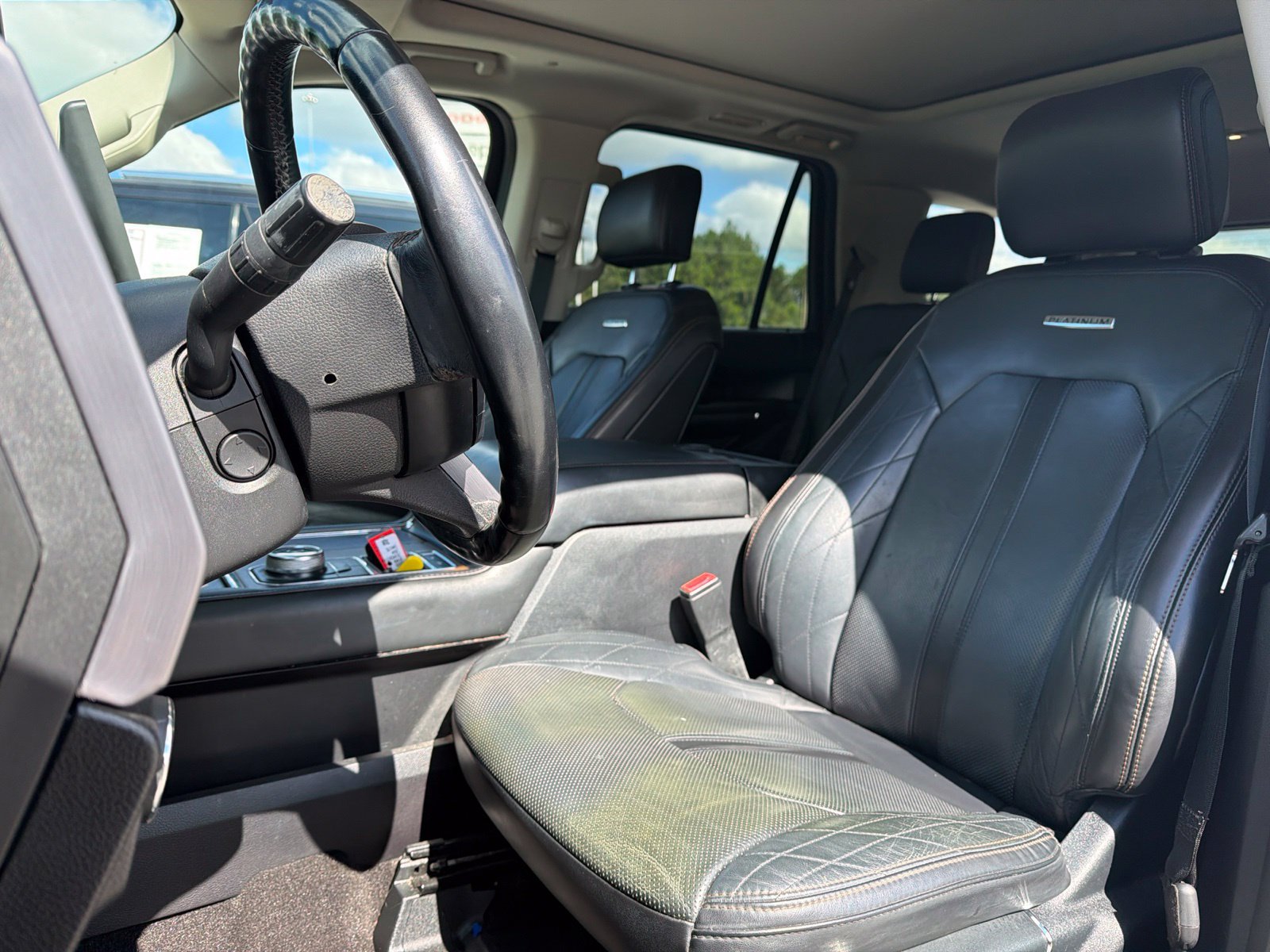 Used 2020 Ford Expedition Platinum RWD image 8