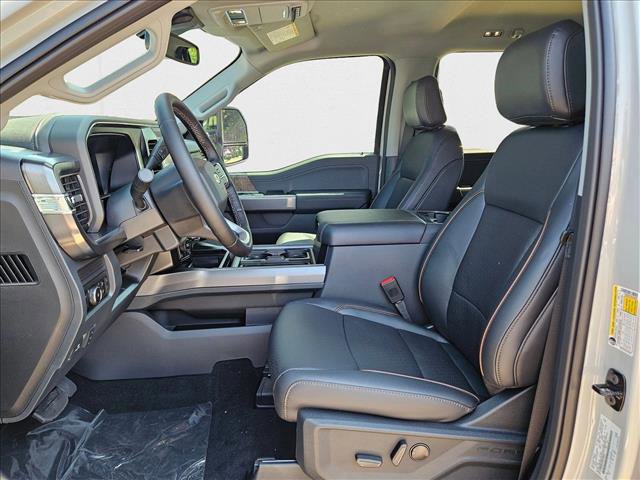 New 2026 Ford F250 Lariat w/ FX4 Off-Road Package image 4