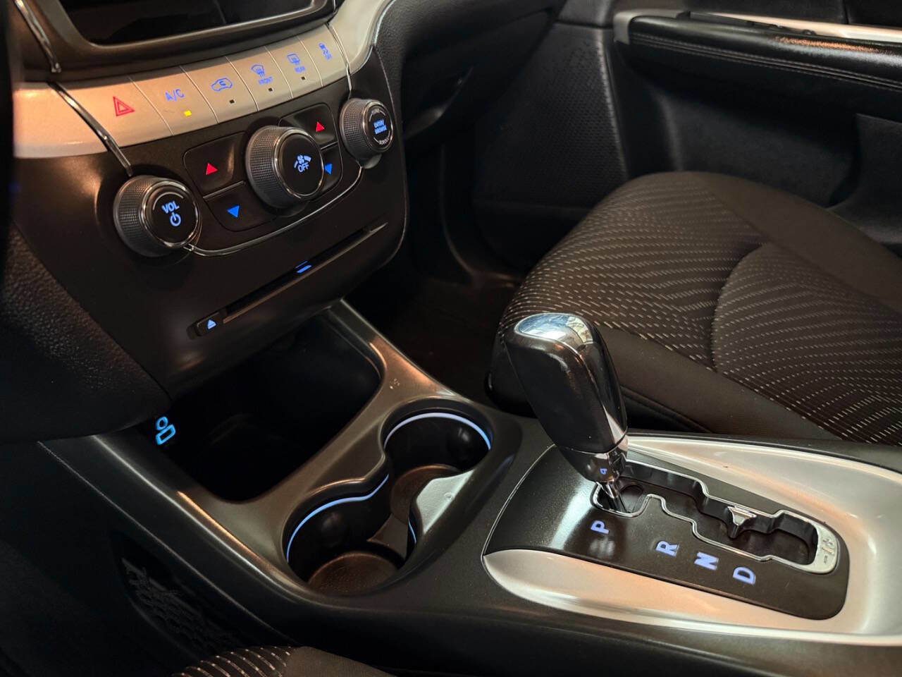 Used 2020 Dodge Journey SE w/ SE Popular Equipment Group FWD image 44