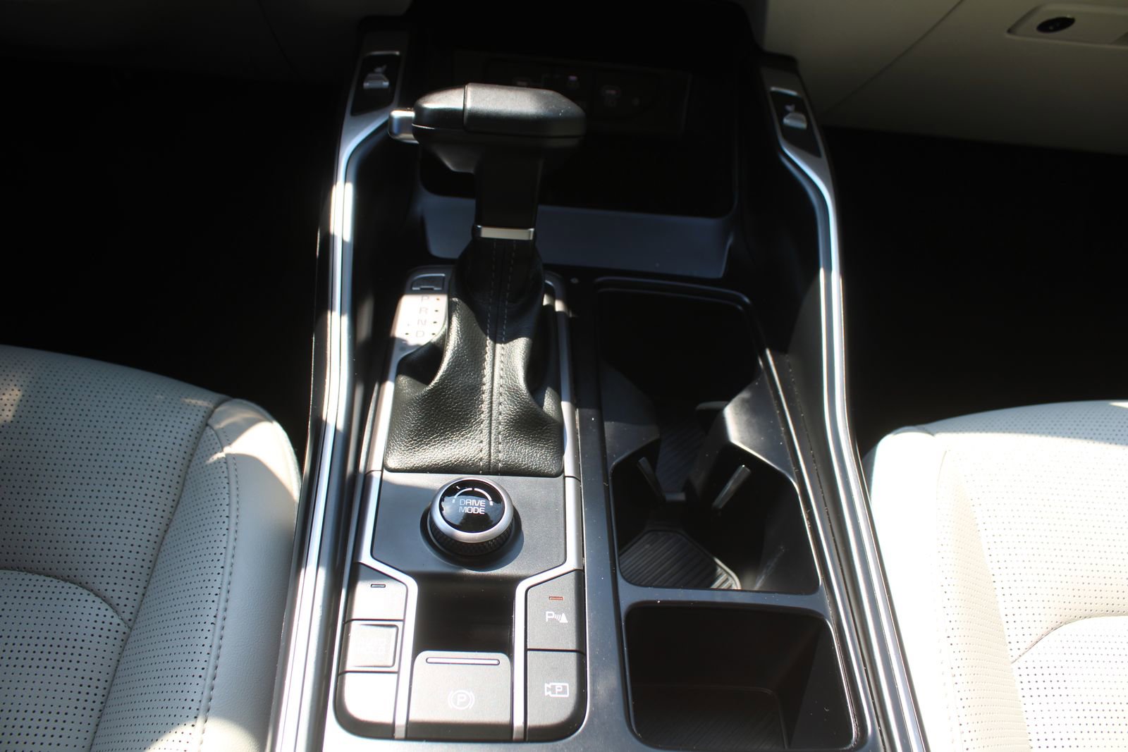 Certified 2025 Kia Sorento EX FWD image 35