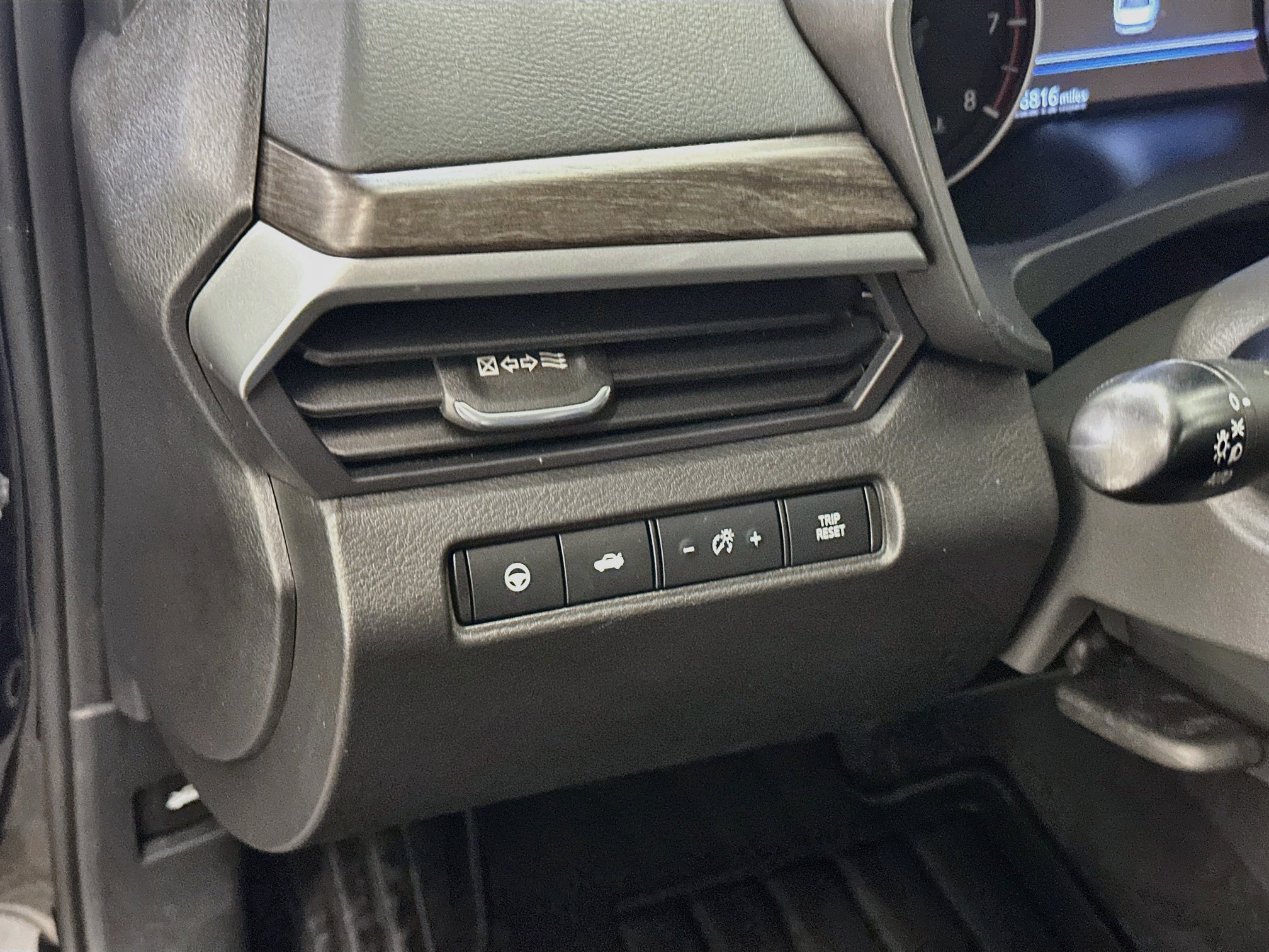 Used 2023 Nissan Altima 2.5 SV w/ SV Premium Package FWD image 17