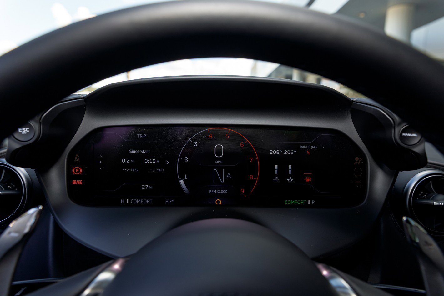 New 2026 McLaren 750S image 25