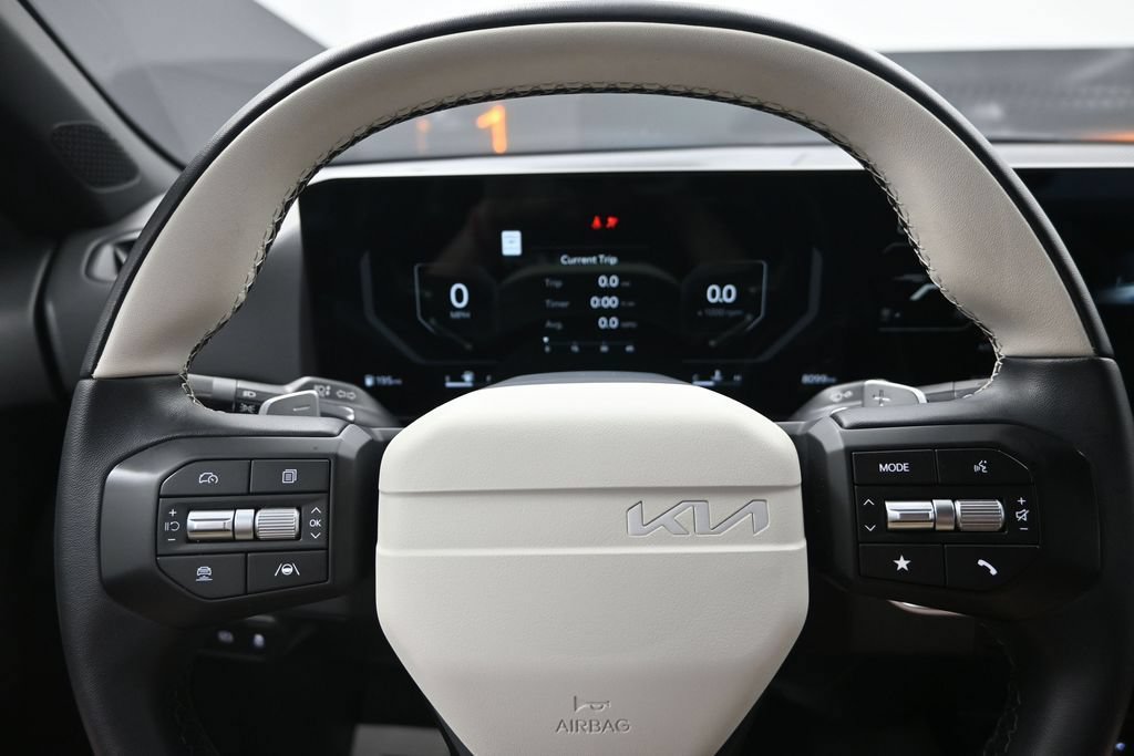 Certified 2025 Kia K4 EX w/ GT-Line Sunroof Package FWD image 17