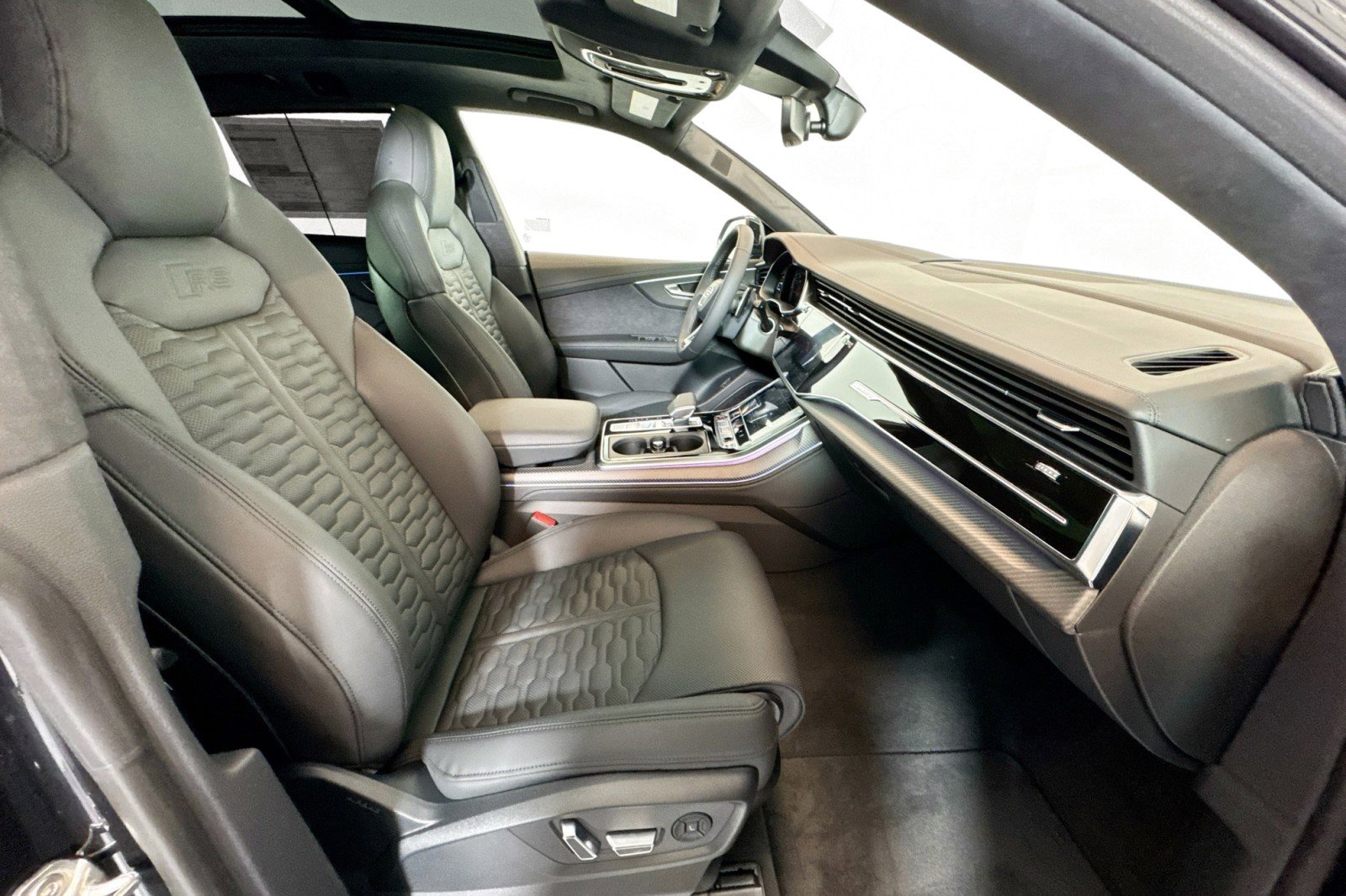 New 2026 Audi RS Q8 performance image 26