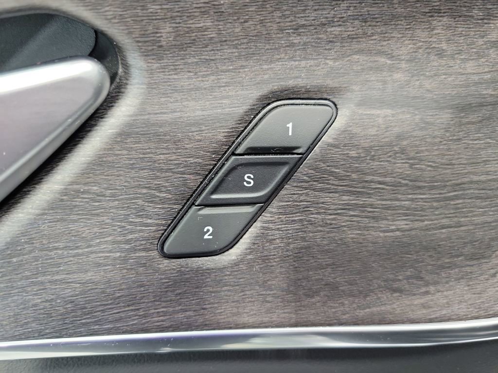 Used 2024 Jeep Grand Cherokee L Overland w/ Trailer Tow Package image 33