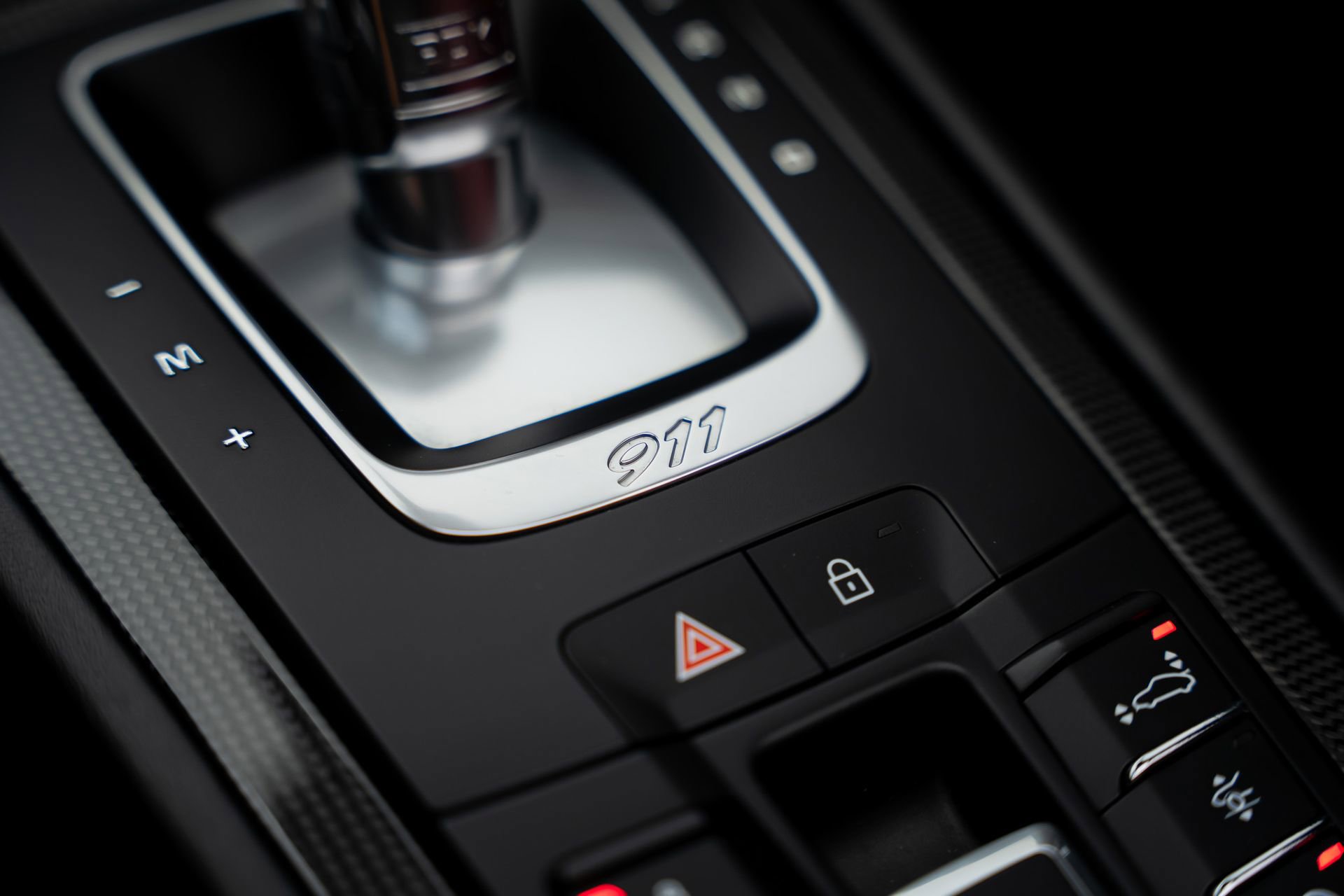 Used 2019 Porsche 911 Turbo image 57