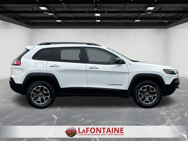 Used 2020 Jeep Cherokee Trailhawk w/ Cold Weather Group AWD/4WD image 6