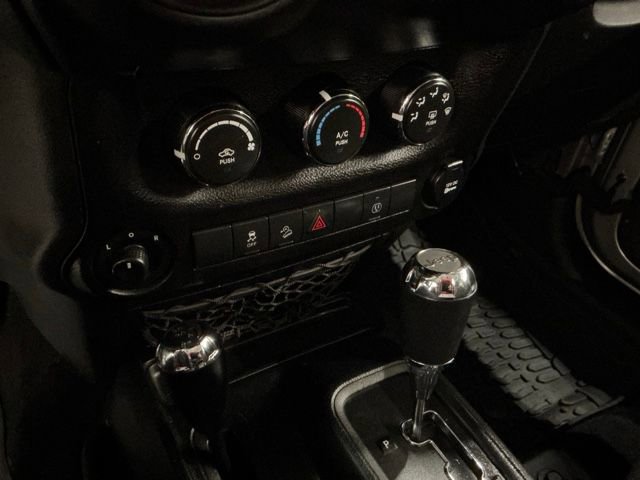 Used 2017 Jeep Wrangler Unlimited Sport image 21