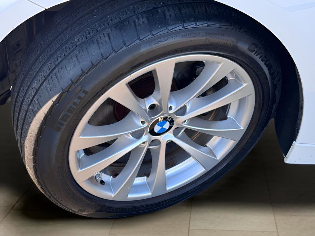 Used 2018 BMW 320i Sedan RWD image 21