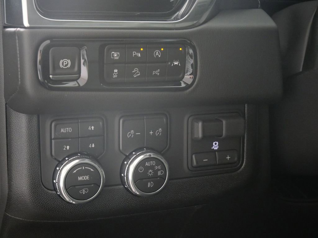 New 2026 GMC Yukon XL Denali w/ Denali Reserve Package AWD/4WD image 22