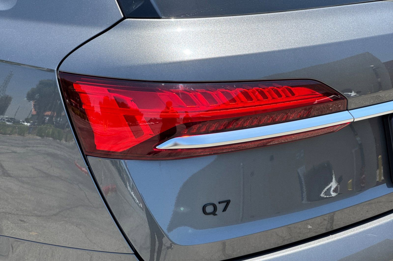 Used 2025 Audi Q7 3.0T Premium w/ Convenience Package image 25