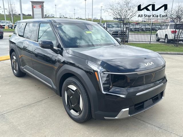 New 2026 Kia EV9 Light