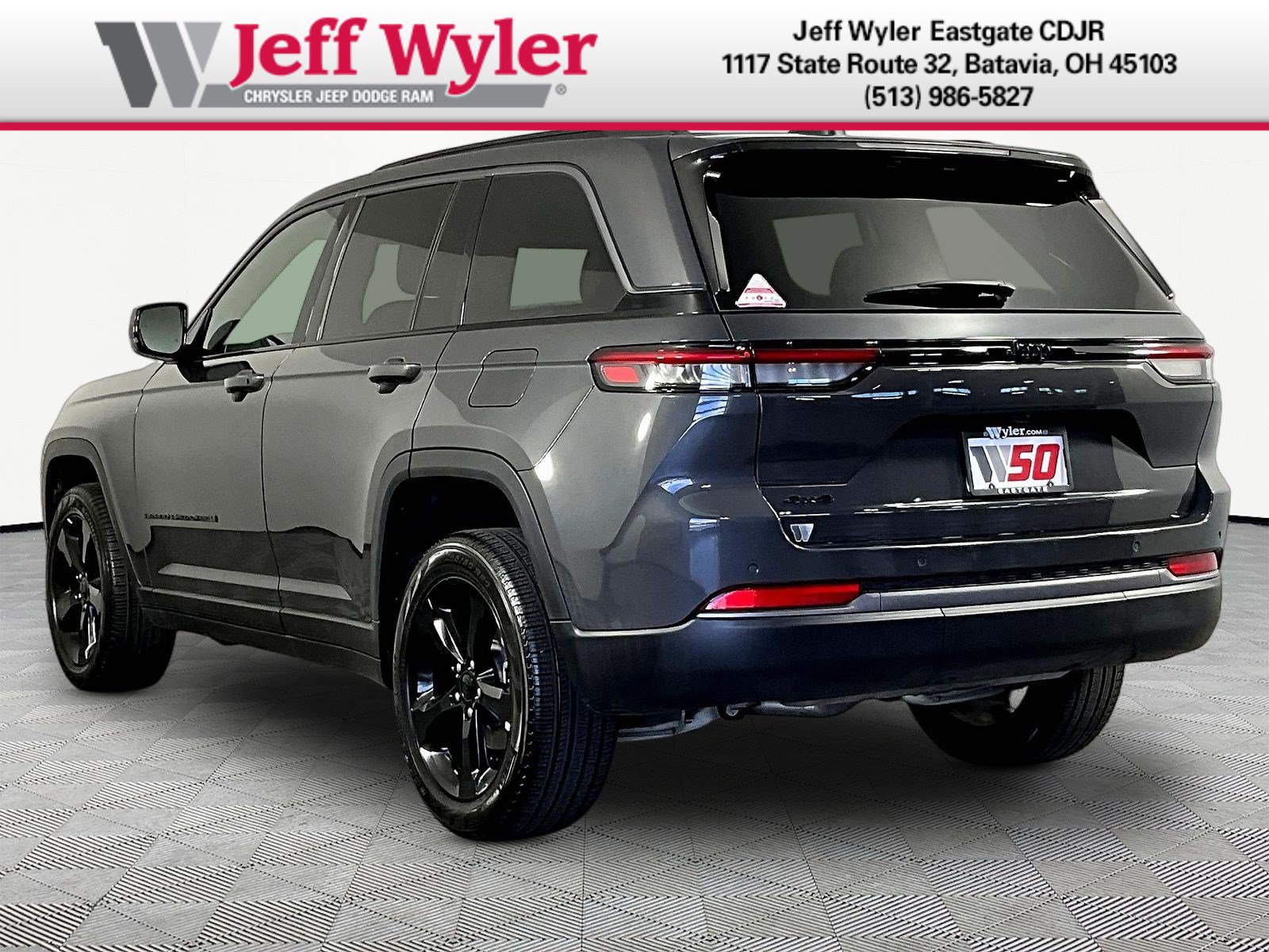 New 2026 Jeep Grand Cherokee Limited AWD/4WD image 4
