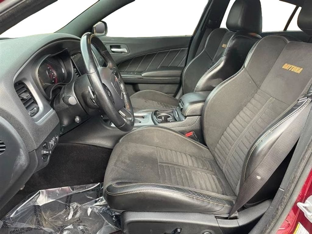 Used 2018 Dodge Charger R/T RWD image 7