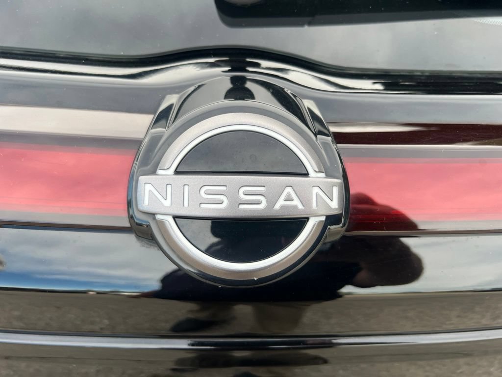 Certified 2024 Nissan Kicks SV w/ Interior Electronics Package FWD image 31