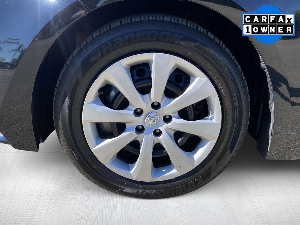 Certified 2025 Toyota Corolla LE image 15