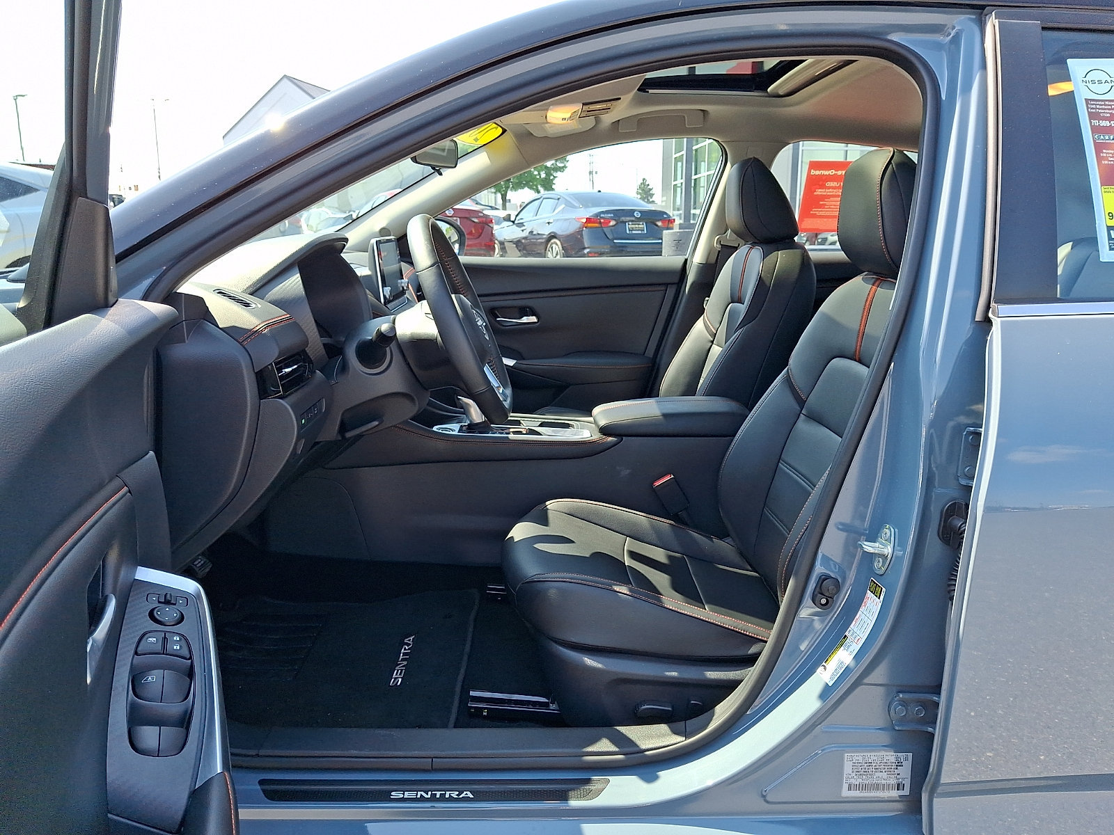 Certified 2025 Nissan Sentra SR w/ SR Premium Package FWD image 15