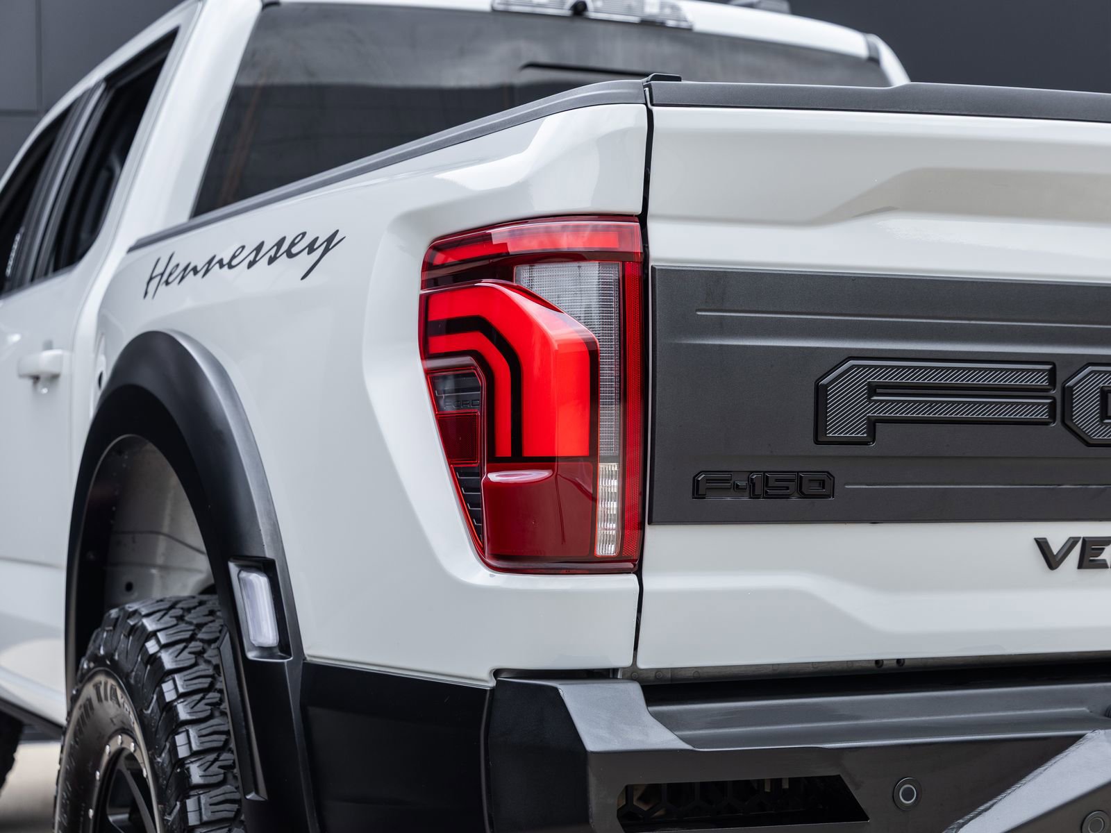 Used 2024 Ford F150 Raptor w/ Equipment Group 803A Raptor R AWD/4WD image 12