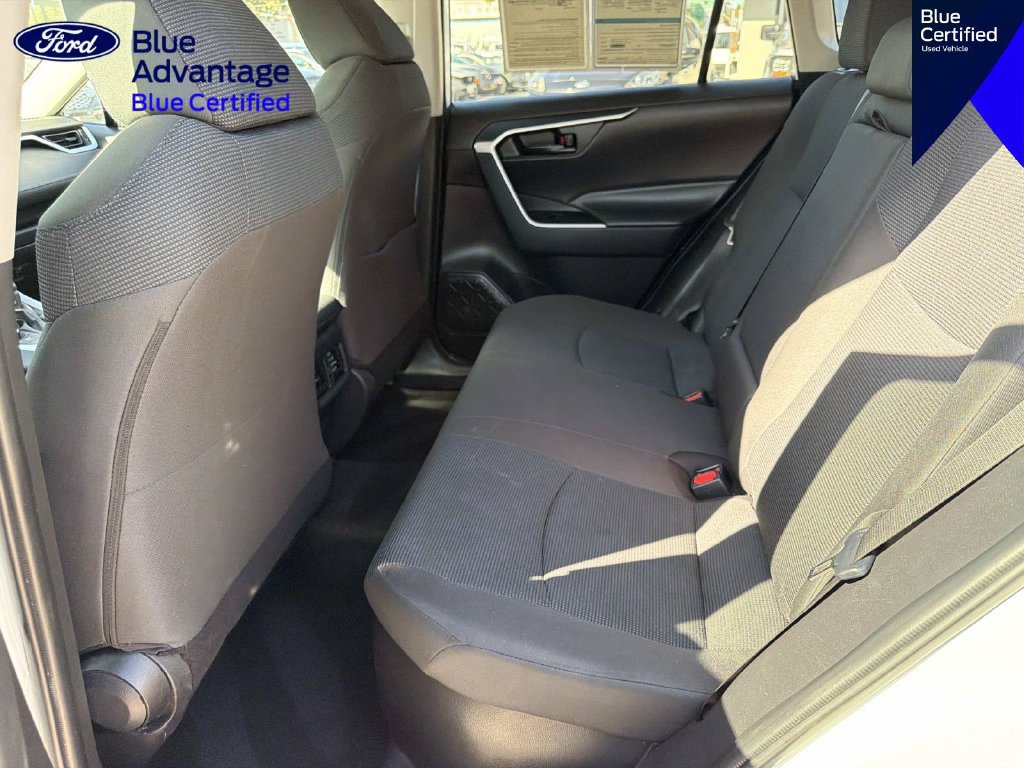 Used 2024 Toyota RAV4 LE AWD/4WD image 13