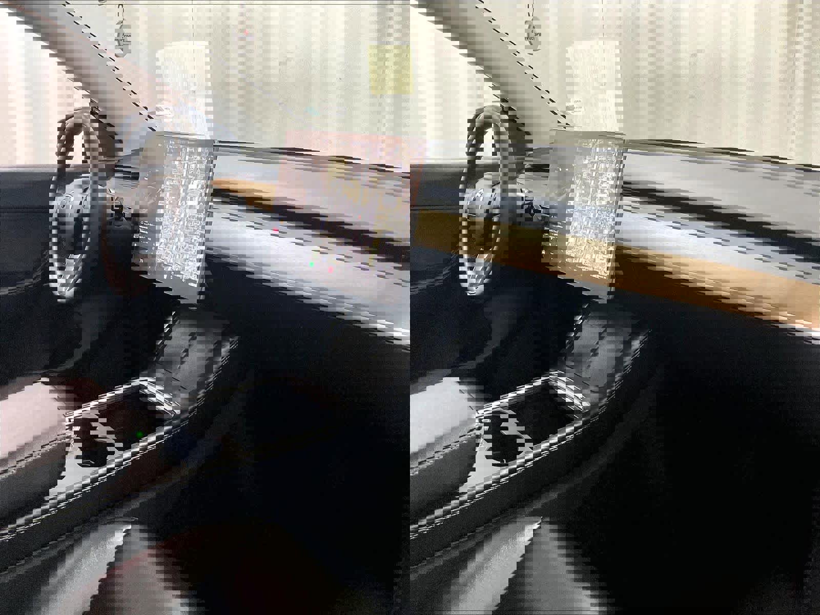 Used 2021 Tesla Model Y Performance image 14