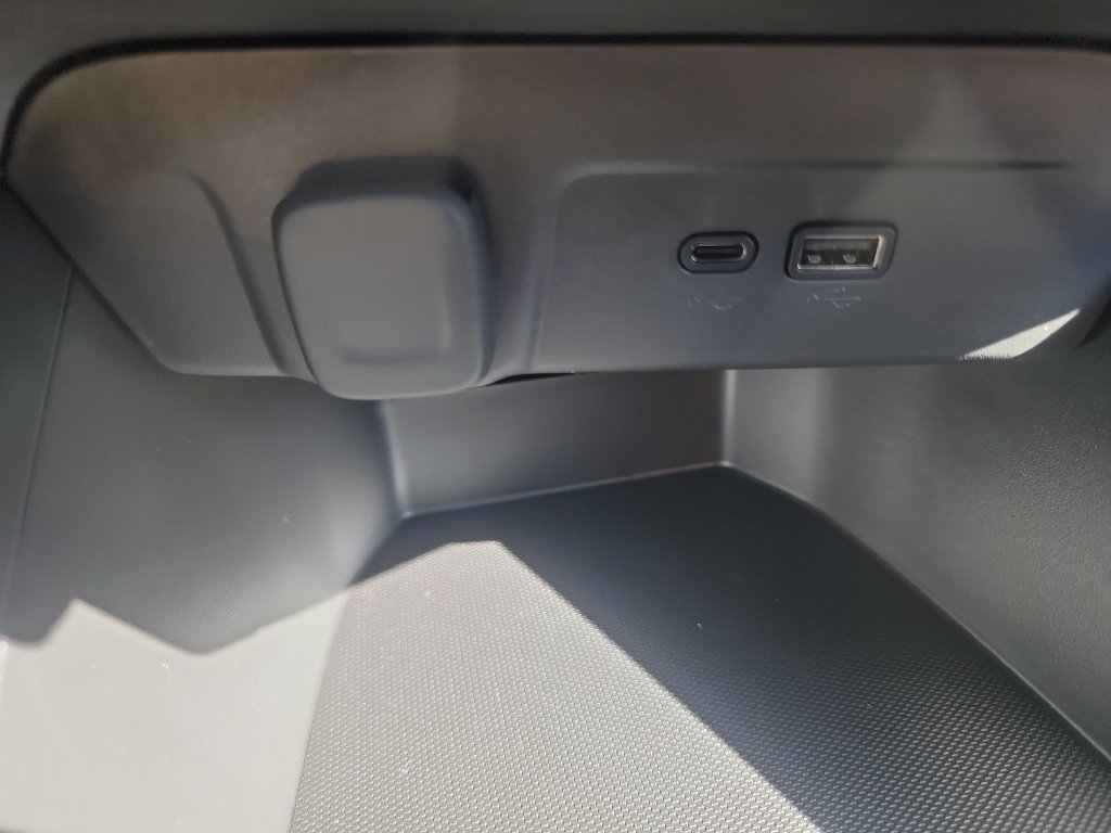 New 2026 Chevrolet Trax LS w/ LS Convenience Package FWD image 17
