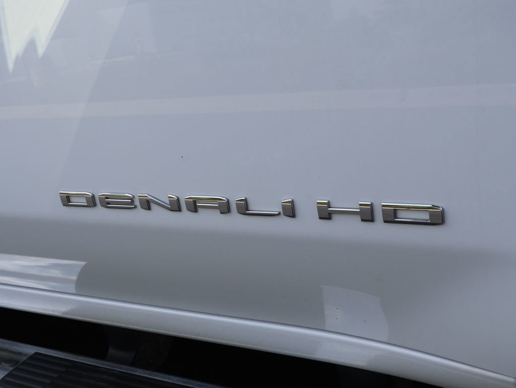 Used 2022 GMC Sierra 3500 Denali AWD/4WD image 7