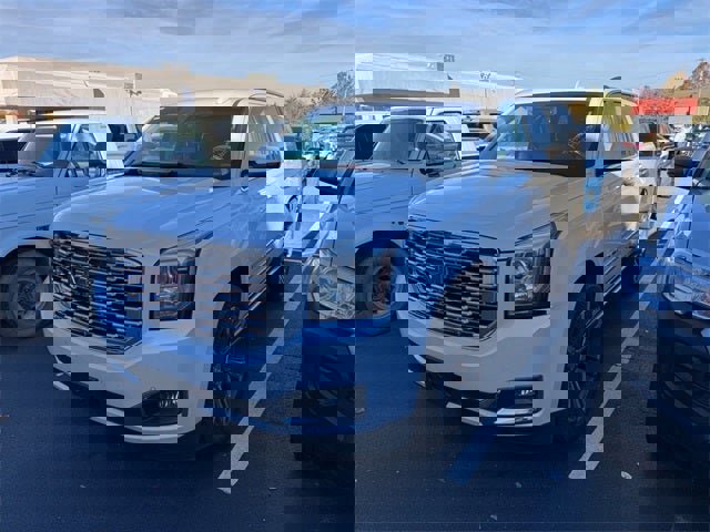 Used 2019 GMC Yukon Denali w/ Denali Ultimate Package image 1