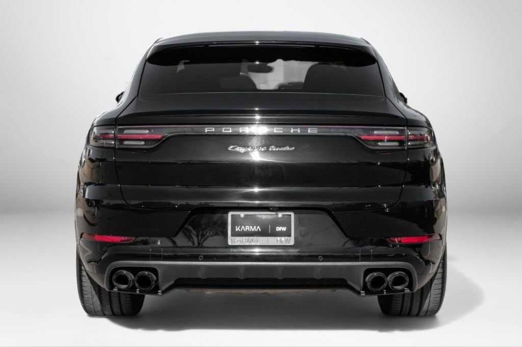 Used 2020 Porsche Cayenne Turbo image 7