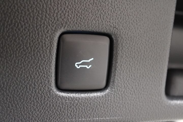 Used 2024 Ford Escape ST-Line w/ Tech Pack #1 AWD/4WD image 15