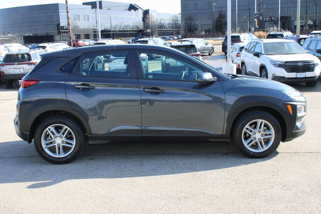 Used 2020 Hyundai Kona SE w/ Cargo Package FWD image 4